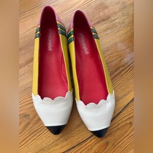 Jeffrey Campbell Leather Flats Back Pencil Me in Teacher Shoes Size 6.5M